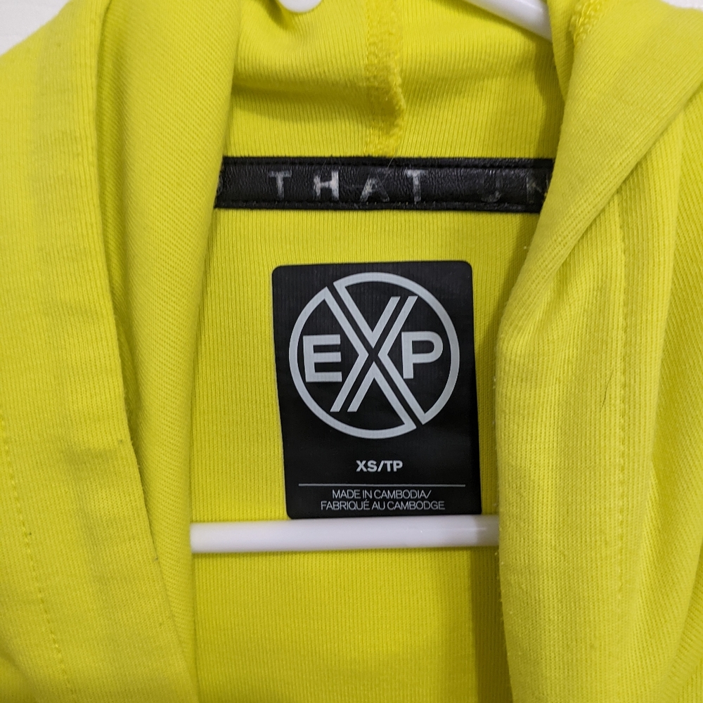 EXPRESS Sweater - Picture 2 of 3